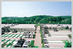 画像：民間霊園