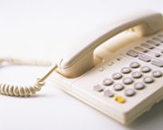 弔電の送り方とマナー｜NTTなどでの申し込み方や家族葬の場合も解説