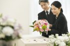一日葬とは？家族葬との違い、流れ、費用、メリット・デメリットを解説