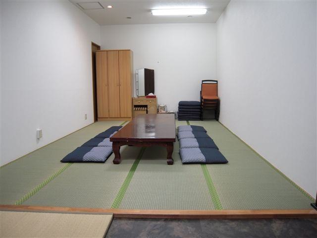 控え室