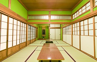 控室写真