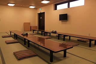 東館親族控室