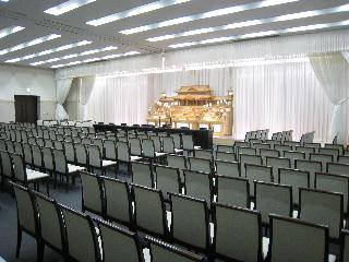 大会場