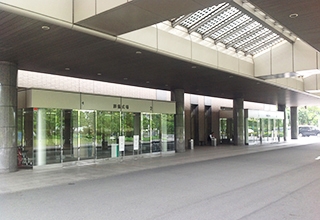 入口