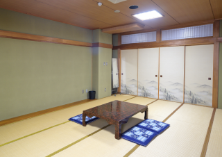 小ホール控室