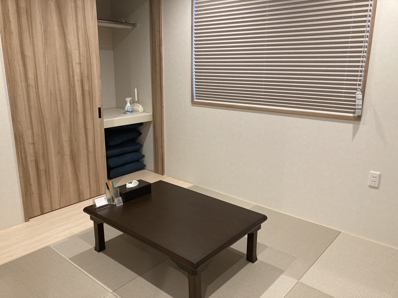 控室1