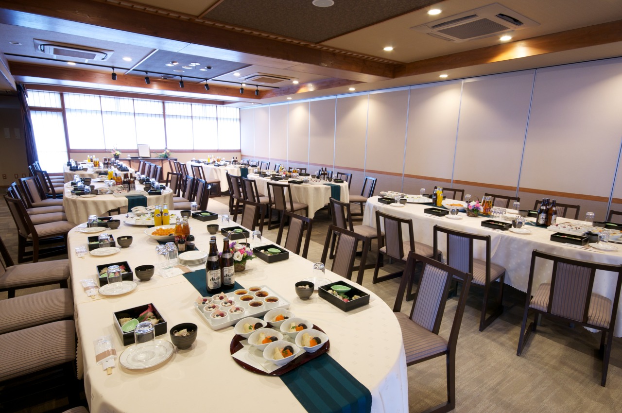 会食所