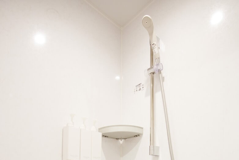 シャワールーム