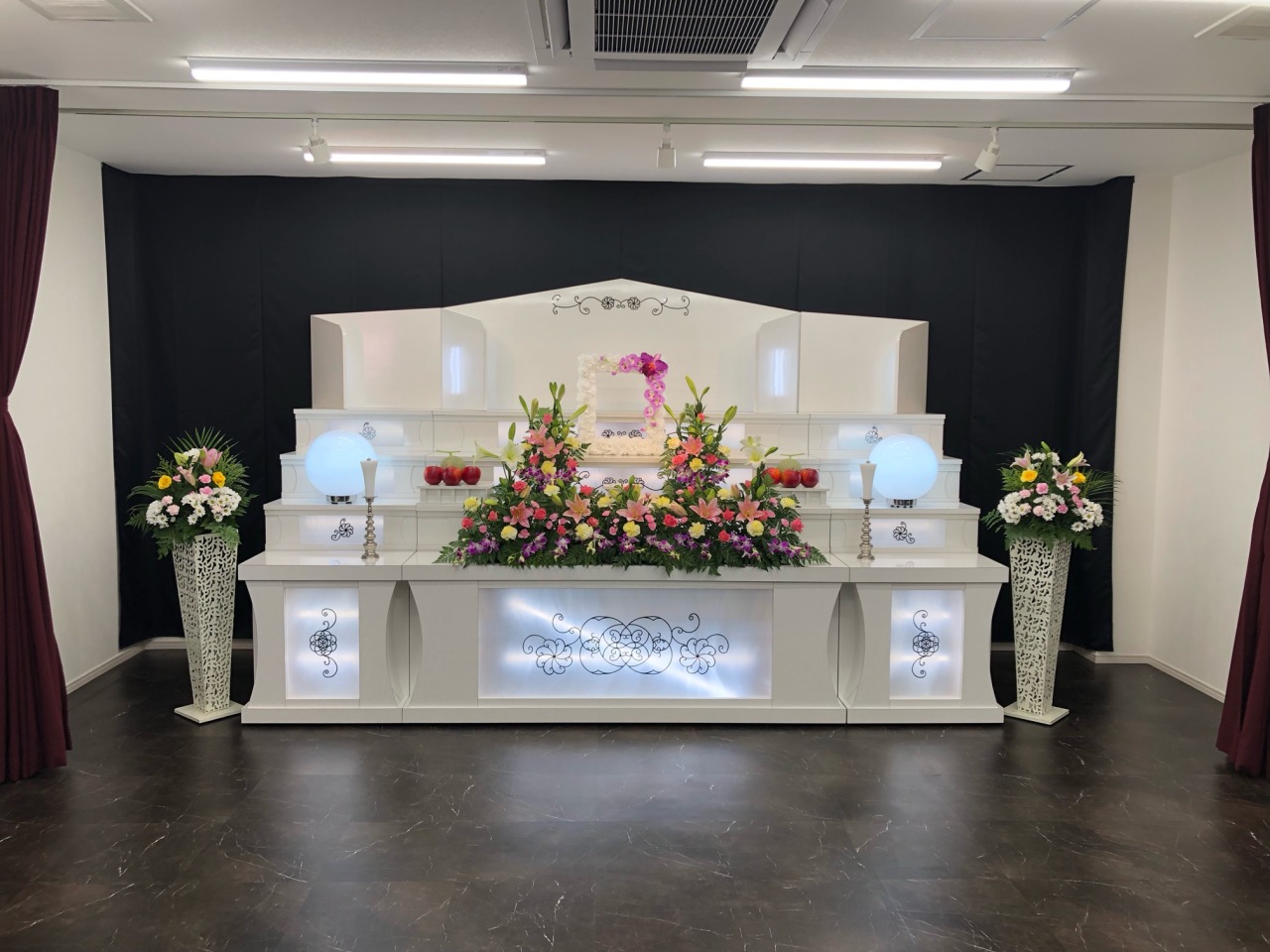 祭壇はイメージです