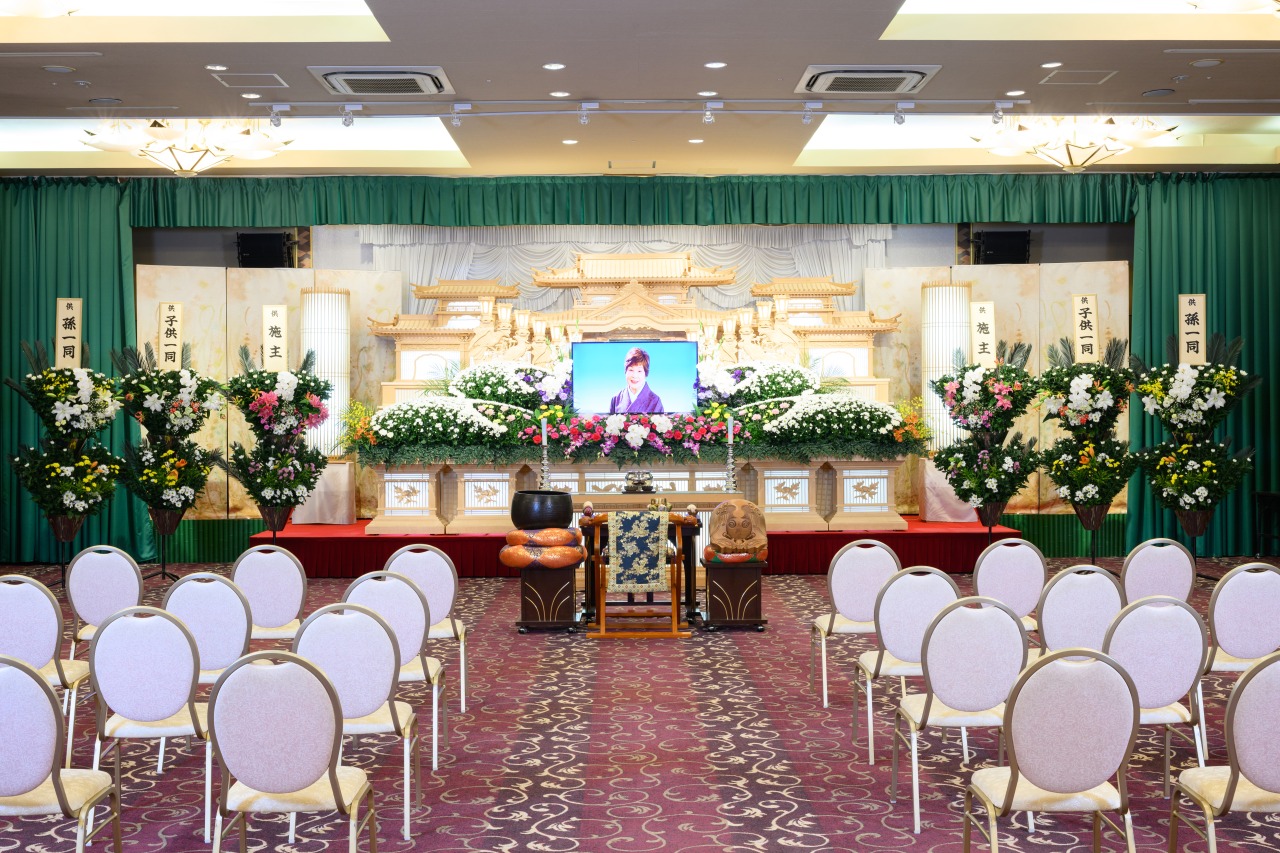 会館（祭壇はイメージです）