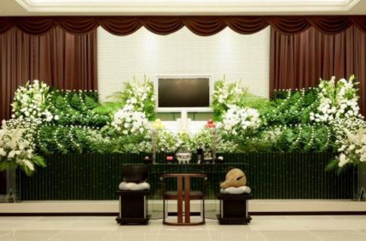式場２（祭壇はイメージです）